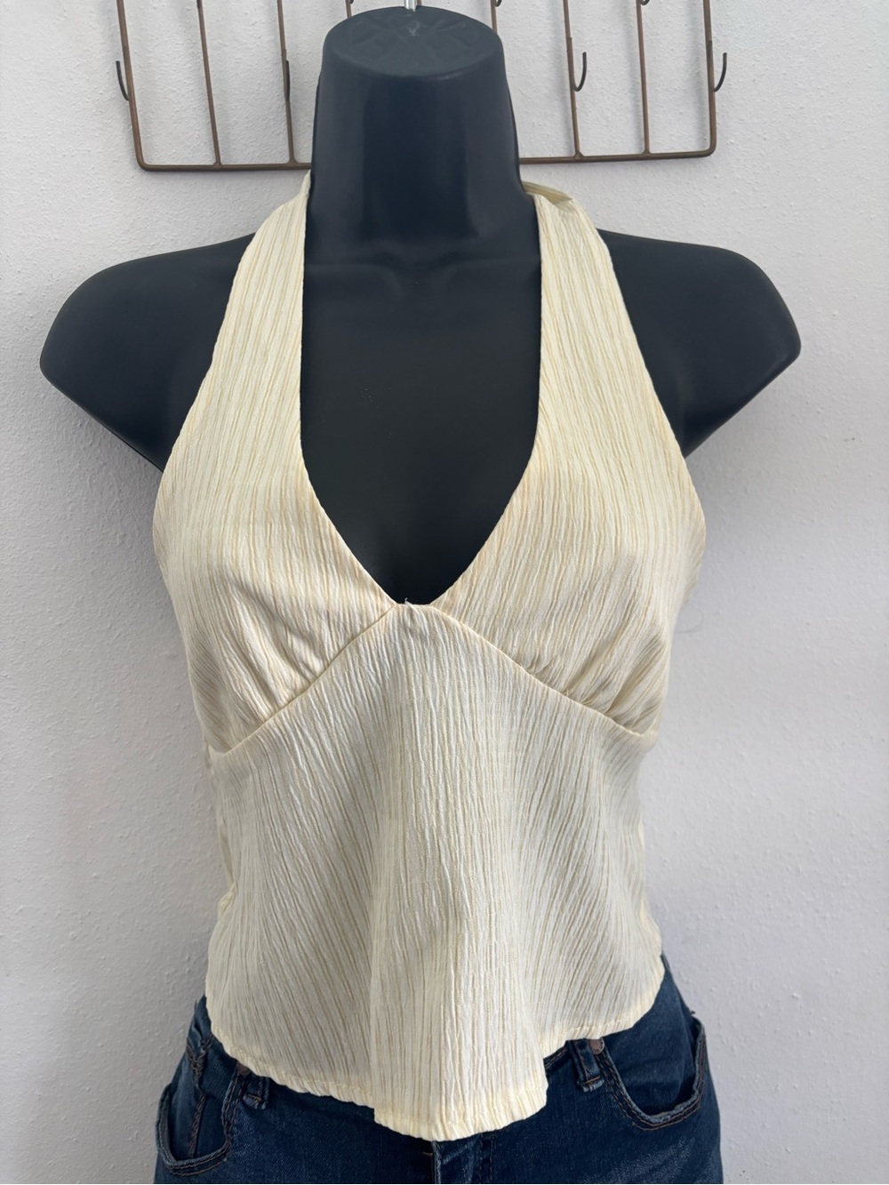 Women’s Cream Halter V-Neck Textured Camisole